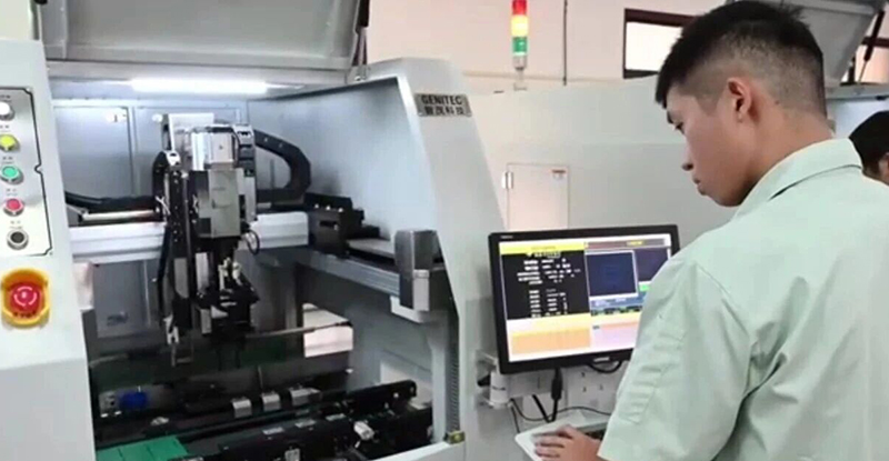 PCB Depaneling gam380at